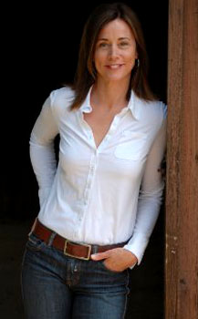 Jayne Brook
